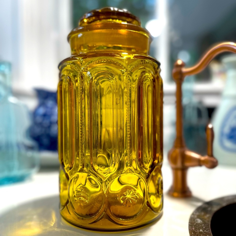 Vintage antique LE Smith moon & stars amber glass canister large